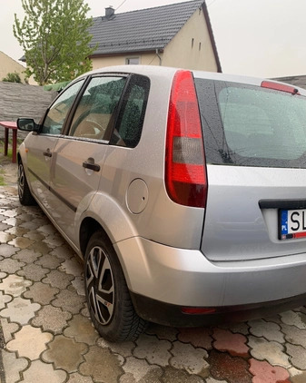 Ford Fiesta cena 4200 przebieg: 254000, rok produkcji 2005 z Łęknica małe 11